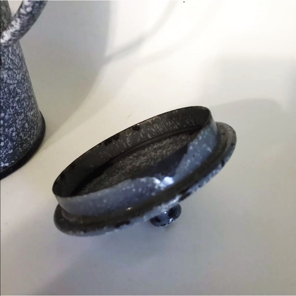 Vintage Farmhouse Kitchen Enamelware Coffee Pot - Picture 6 of 8